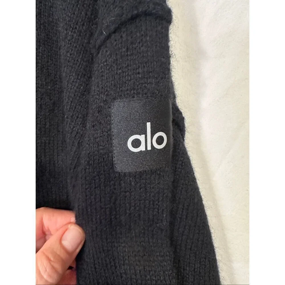 Alo Yoga Women’s Black Cashmere New Class Hoodie, Size M, NWT retail $389